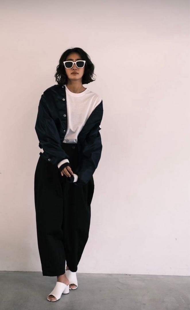 最終価格　明日出品取消　Nala コクーンチノパンツ　ブラック　Mサイズ