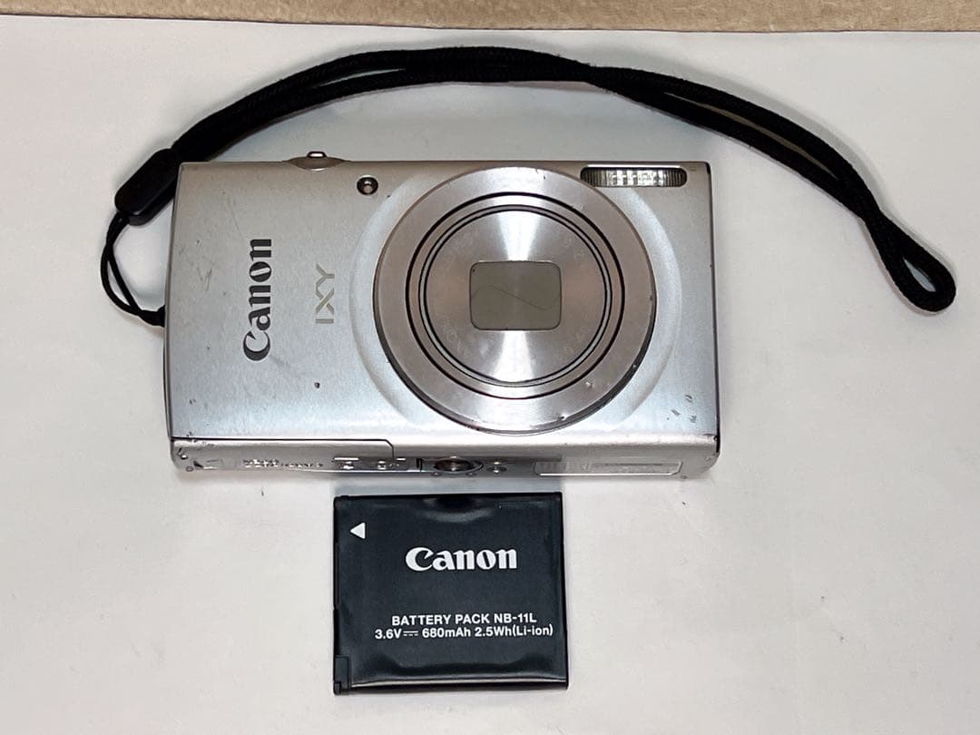 Canon IXY 200 デジタルカメラ ジャンク