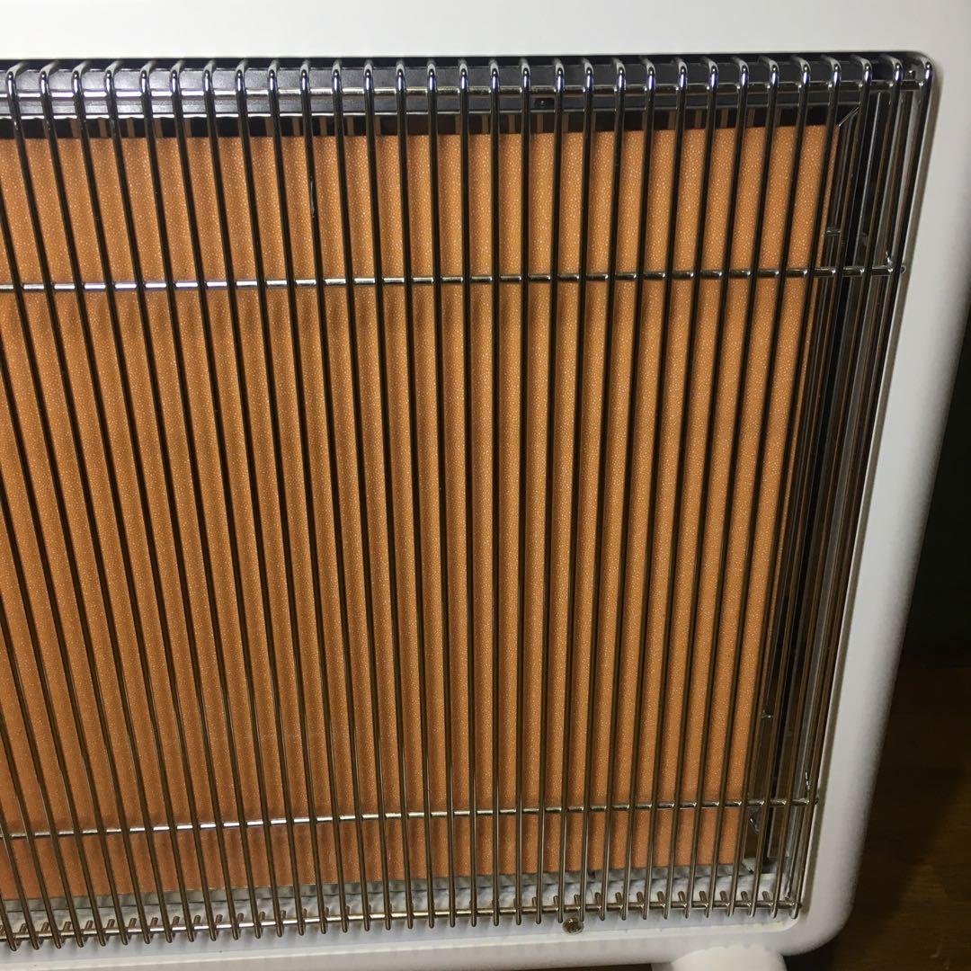 サンルミエ エクセラ7 遠赤外線暖房器 N700L-GR ホワイト