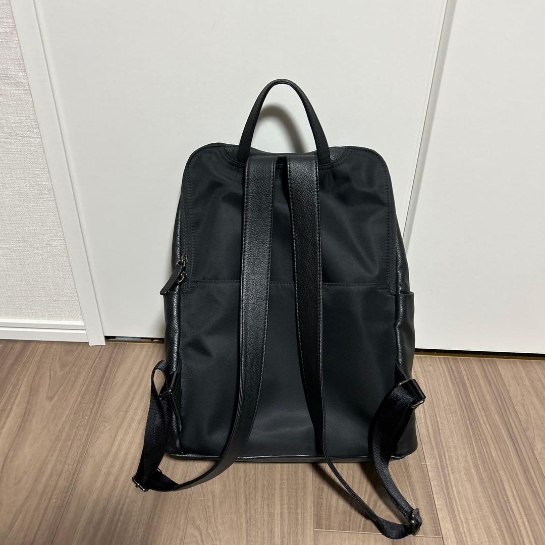 ear PAPILLONNER NEWスタンドリュック ブラック