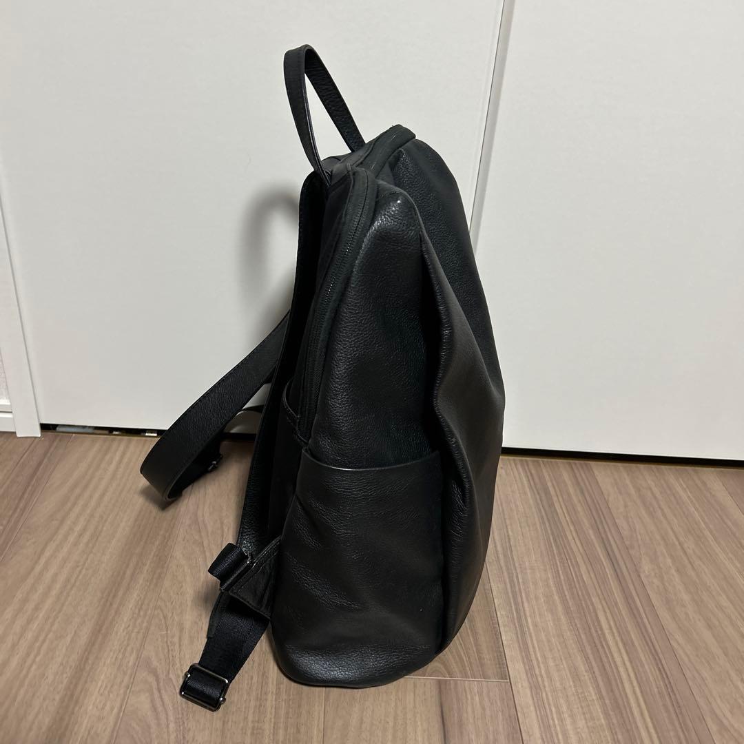 ear PAPILLONNER NEWスタンドリュック ブラック