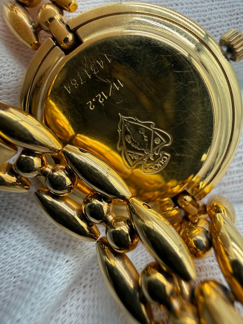 ル*フ様 GUCCI 腕時計