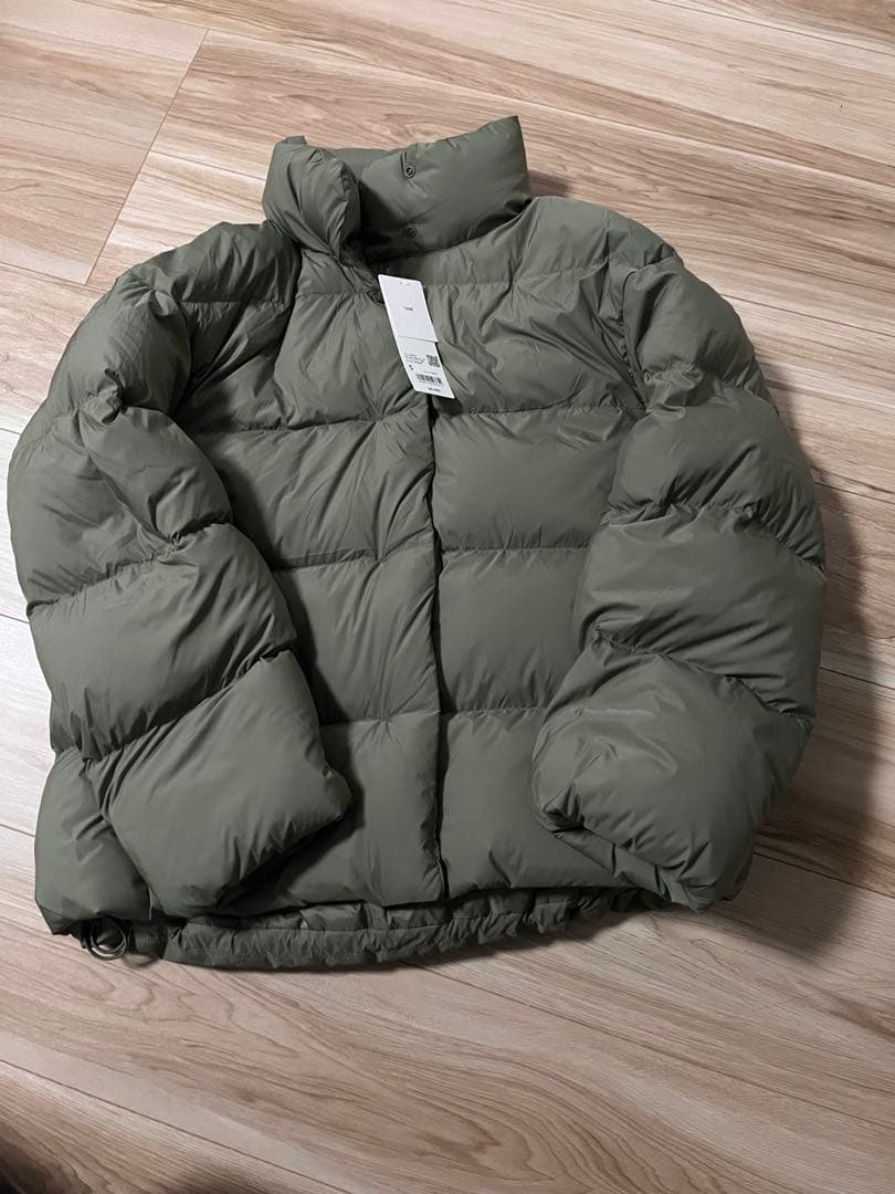 UNIQLO パウダーソフトダウンジャケット オリーブ Sサイズ 未使用タグ付き