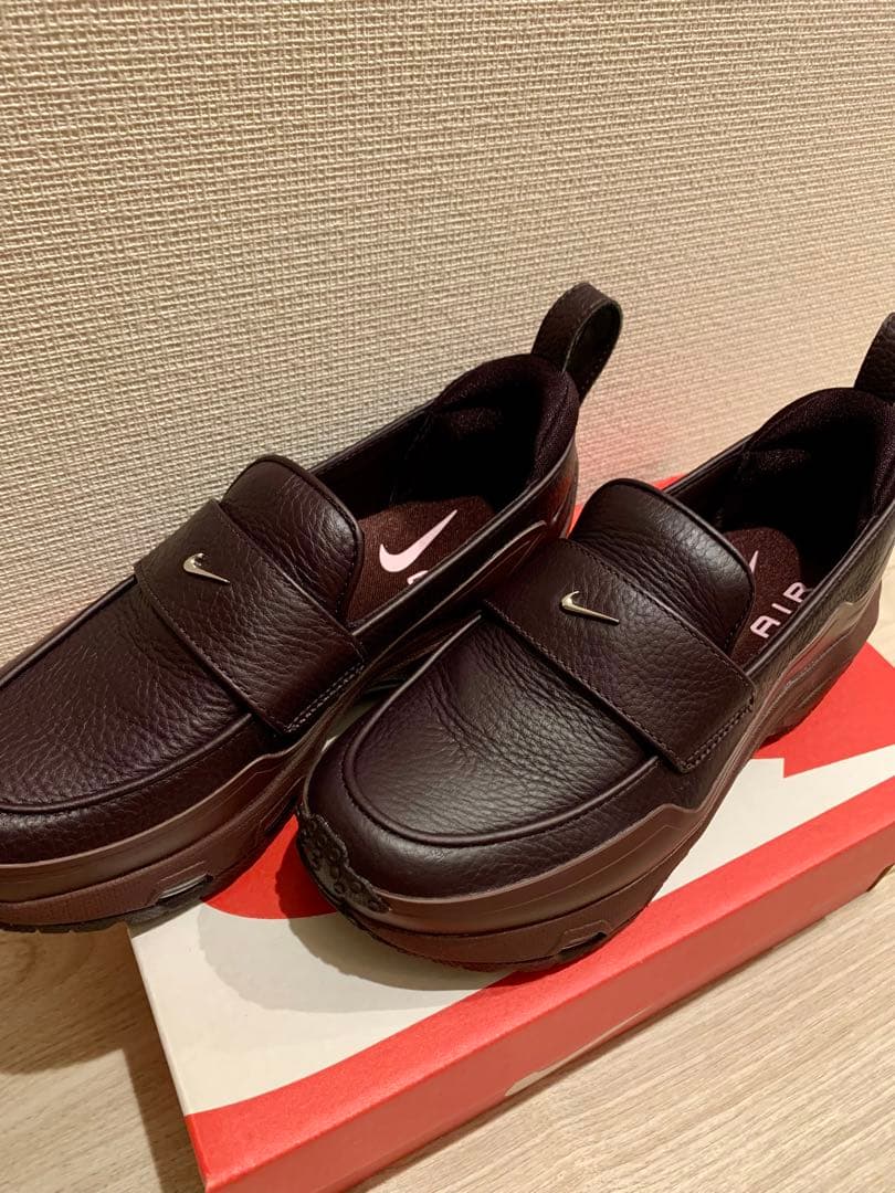 お値下げ【NIKE】AIR MAX PHENOMENA