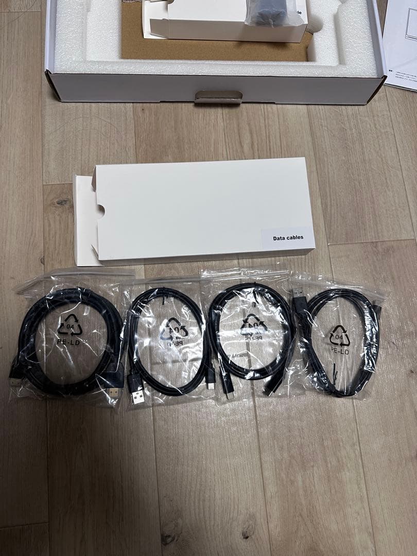 【美品】JAPANNEXT 13.3型 モバイルモニター タッチパネル フルHD