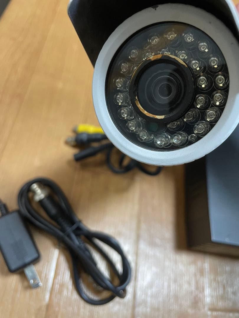 塚本無線 防犯カメラ1台とHDD録画機セット WTW-DH622