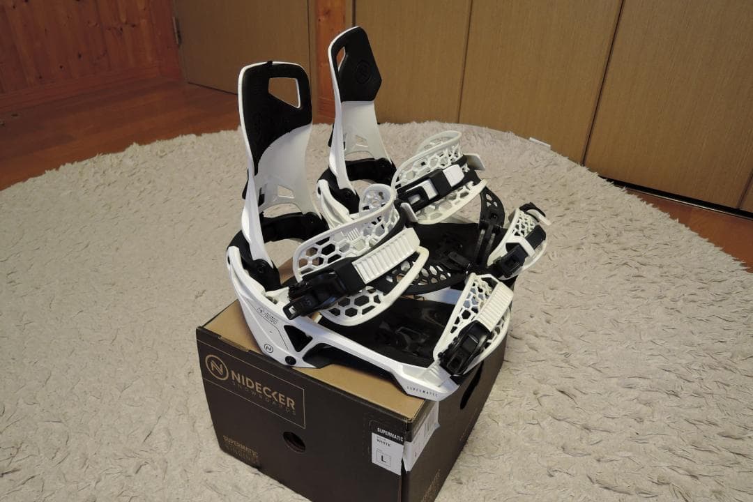 NIDECKER SUPERMATIC size:L ホワイト