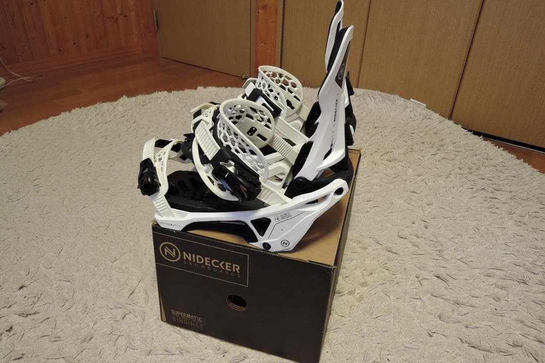 NIDECKER SUPERMATIC size:L ホワイト