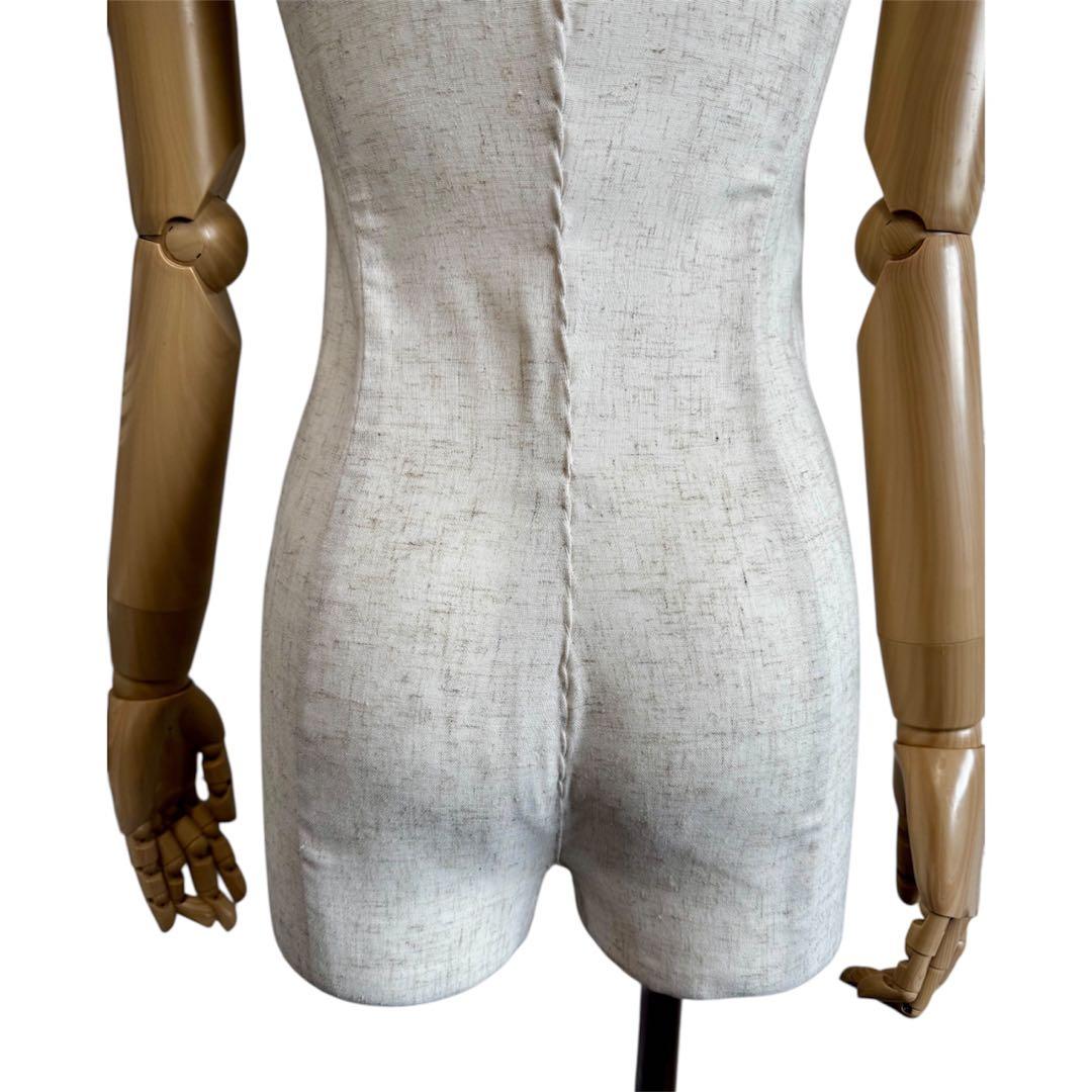 【美品】トルソー マネキン 女性 可動式アーム 指稼働 撮影 店舗什器