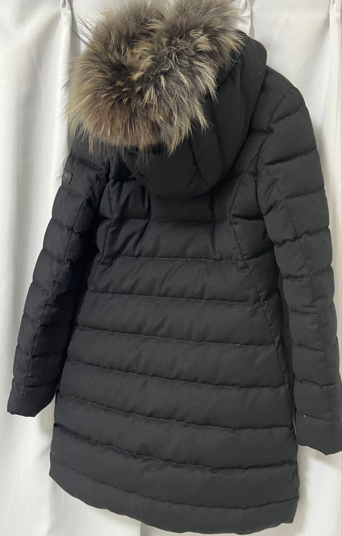 TATRAS LAVIANA ファー付きダウンコート　タグ、ハンガー、保存袋付き