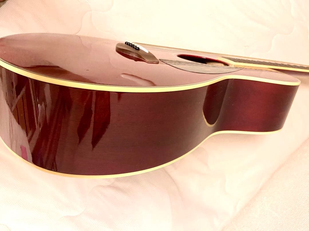 【値下げしました】YAMAHA FS820 ルビーレッド アコースティックギター