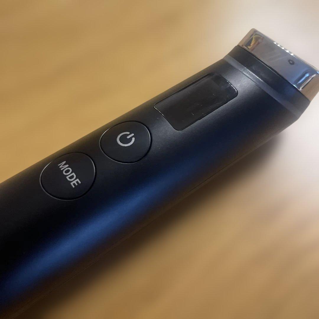 【専用】medicube美容器 LEDディスプレイ付き ブラック