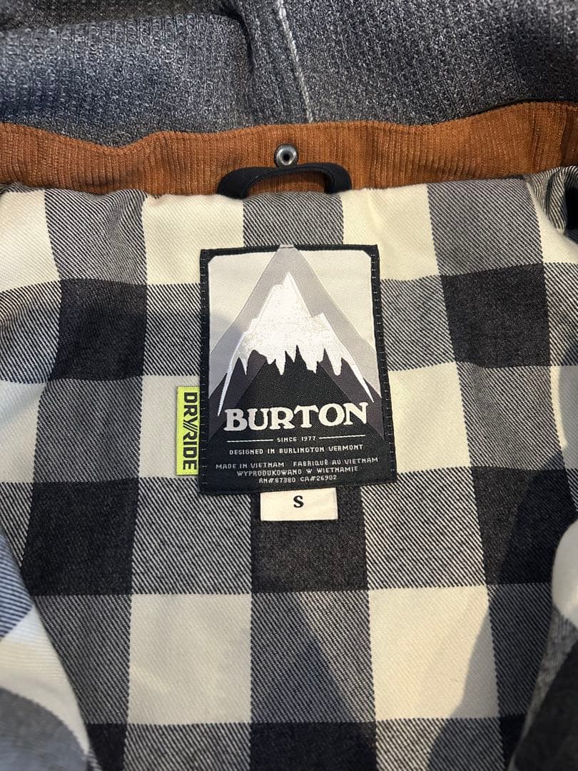 BURTON　 スノーボードウェア ジャケット　上下セット　Sサイズ　バートン