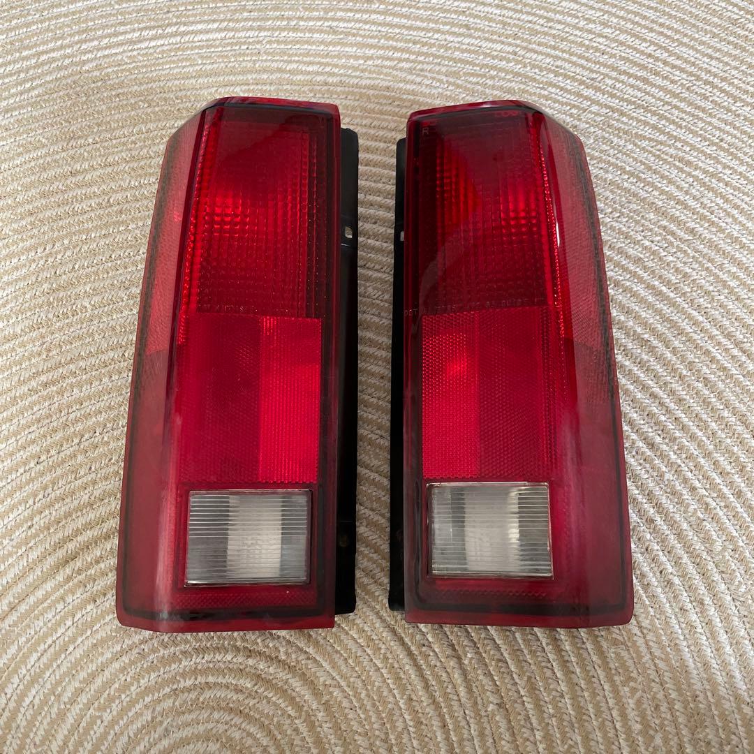 シボレー純正 アストロ テールライト テールレンズ 本国テール