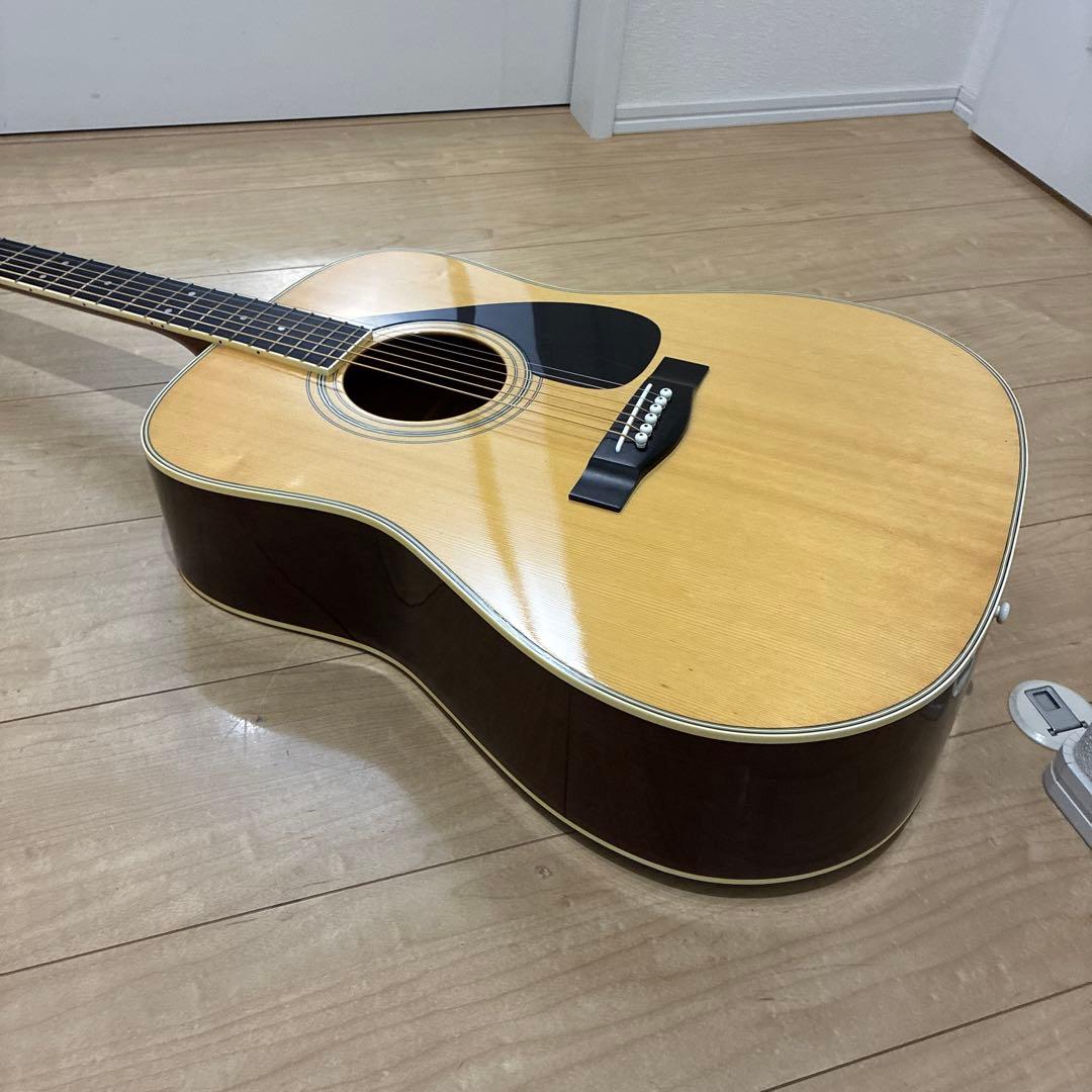 日本製　ヤマハ FG-200D 極美品　弦高調整済み　すぐ弾けます