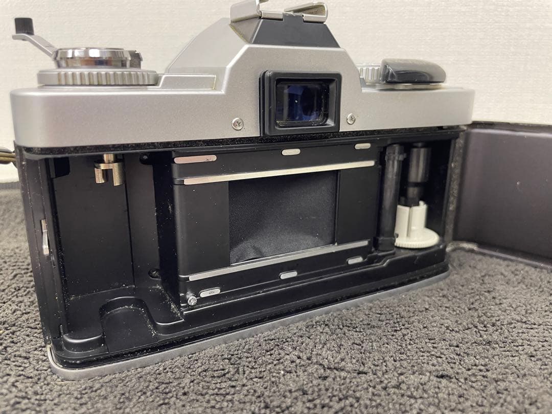 v*e様 Minolta X-7 一眼レフカメラ MC ROKKOR-PGレンズ