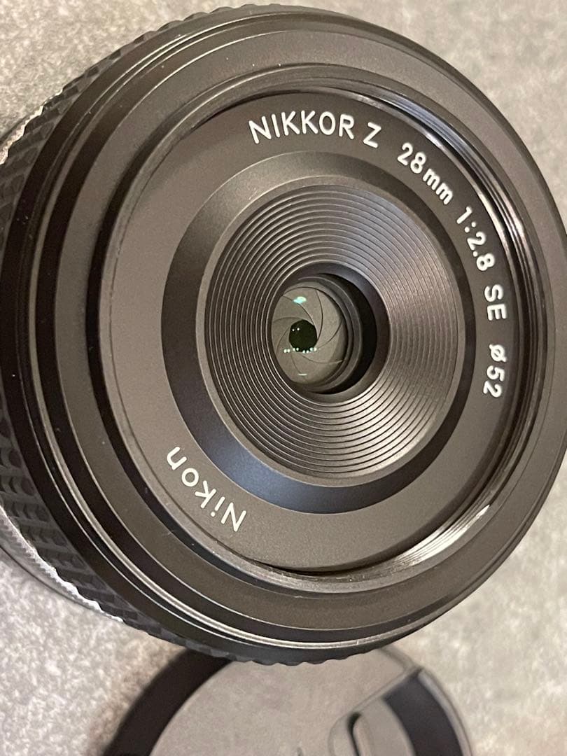 NIKKOR Z 28mm f/2.8 SE レンズ + おまけ