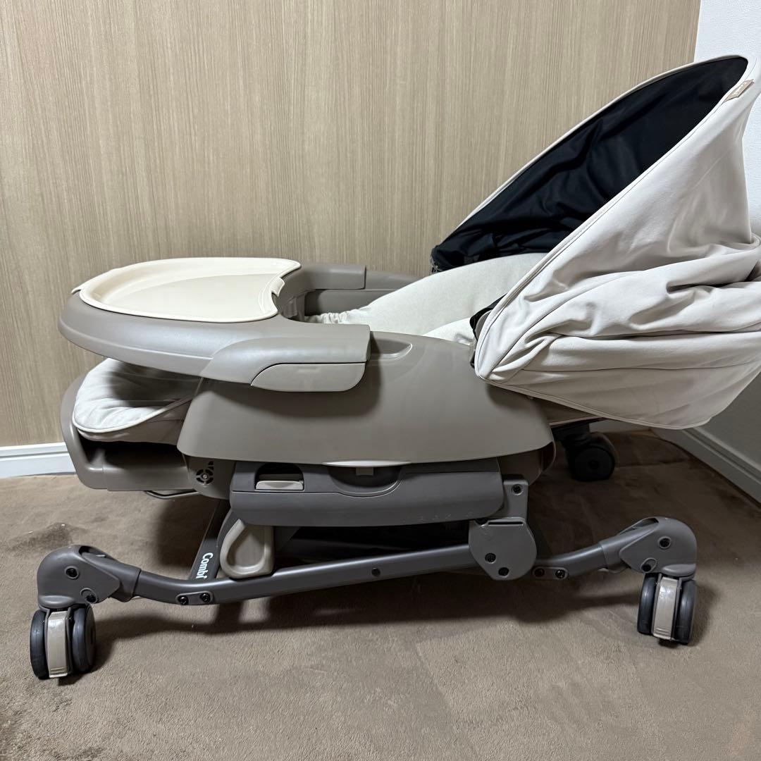 Combi ネムリラ　コードレス AUTO SWING BEDi Long SS