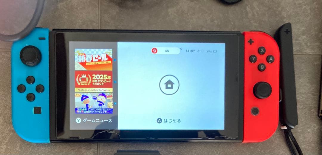 Nintendo Switch 本体とJoy-Con 2つセットと周辺機器付き