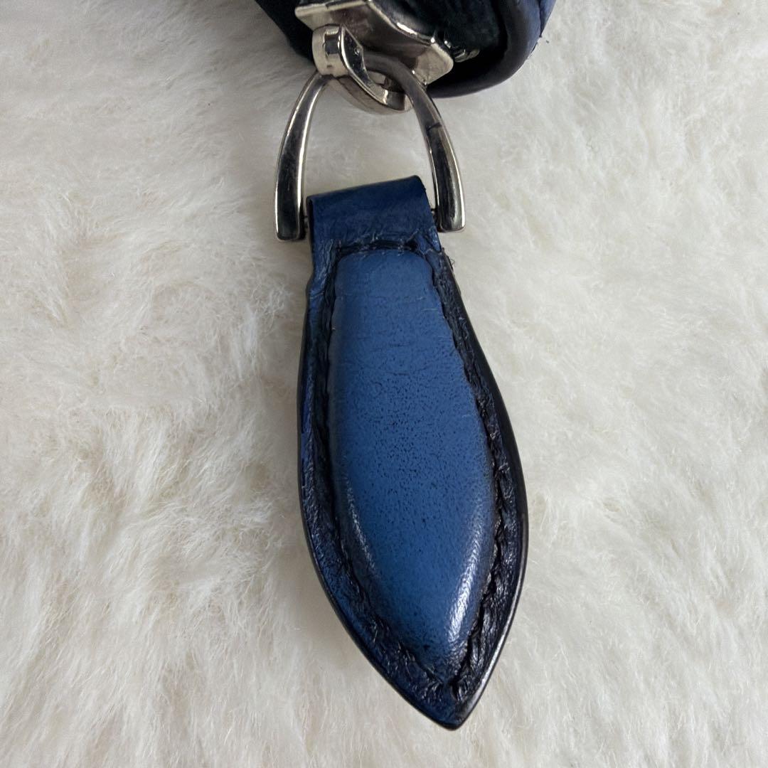 美品 BERLUTI スクリット カリグラフィ イタウバネオ ラウンドジップ