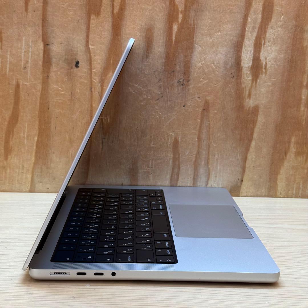 MacBook本体 MacbookPro M1 Pro 2021 32GB SSD1TB