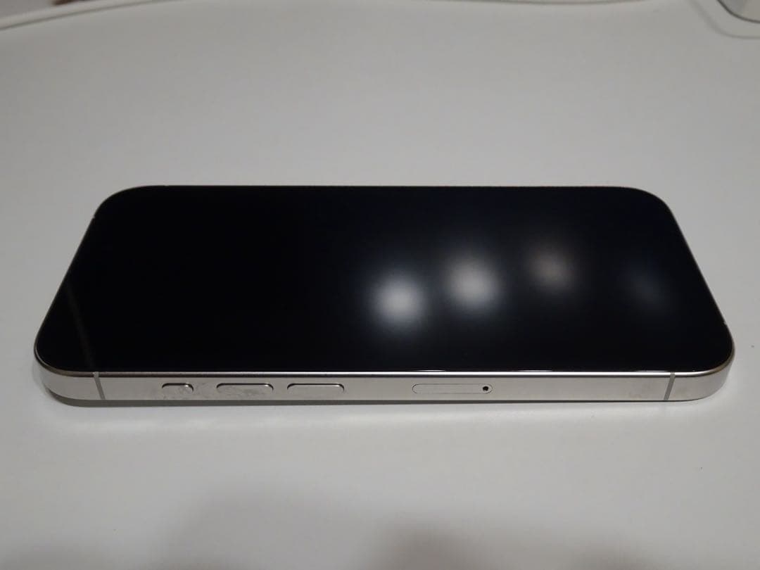 iPhone15 Pro 128GB ホワイトチタニウム【国内版 SIMフリー】