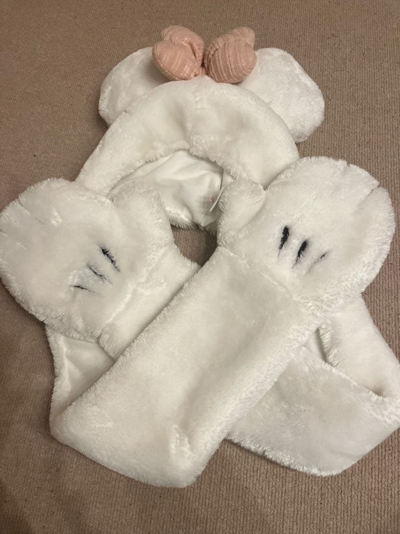 ミニー　マフラーファンキャップ　白