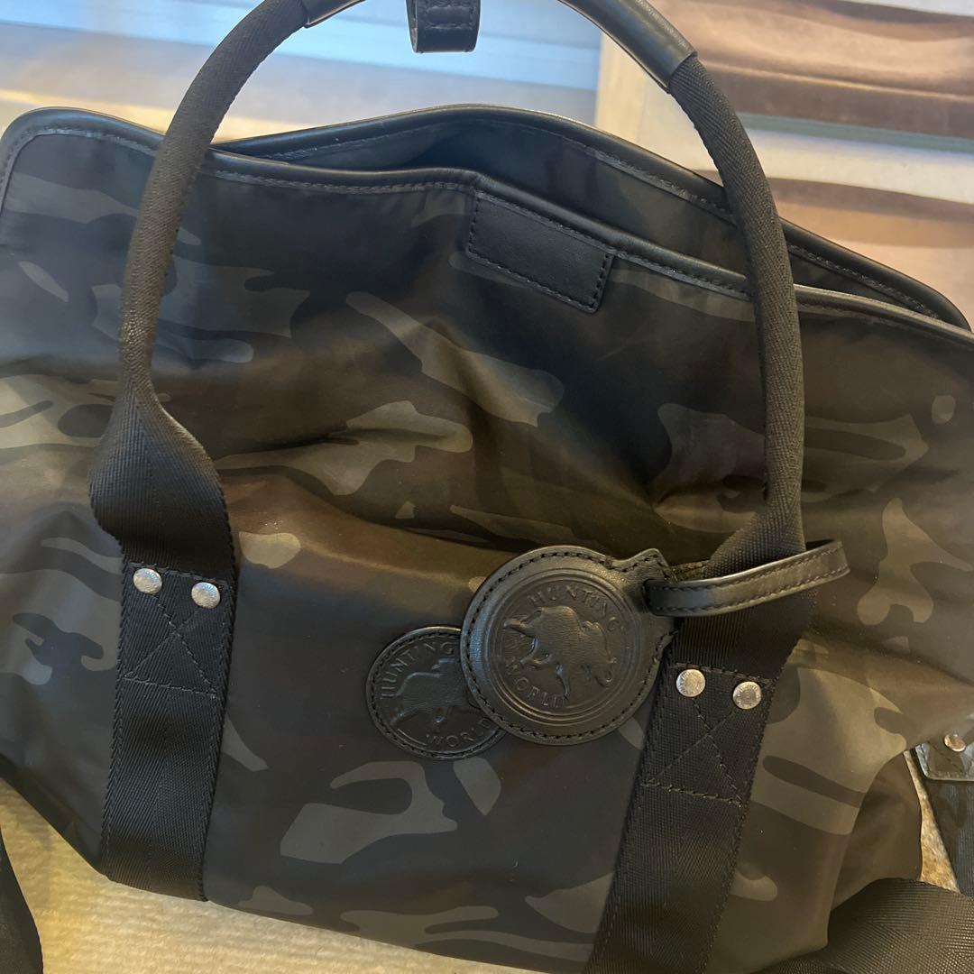 HUNTING WORLD 迷彩柄 ショルダーバッグ
