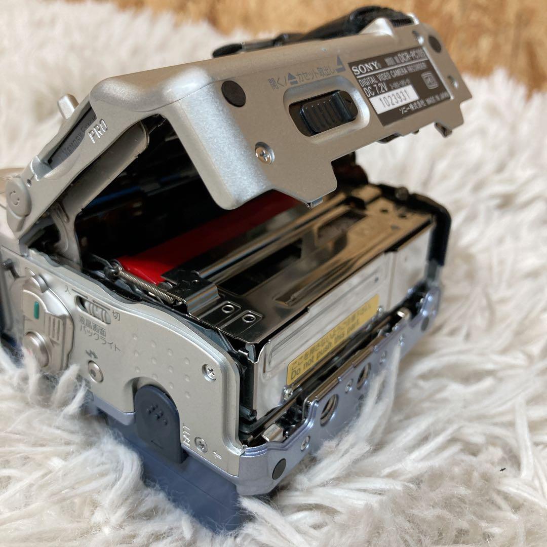 SONY ソニー　DCR-PC105 ビデオカメラ