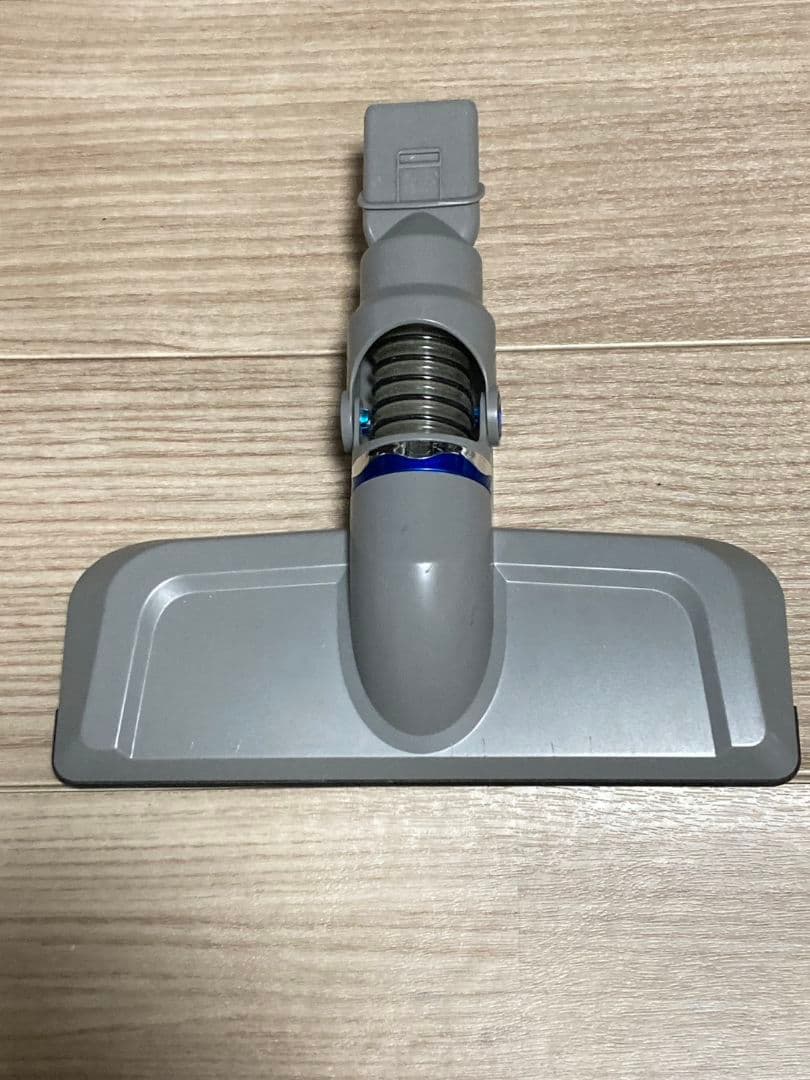 INVICTUS インビクタスワン 本体 各種アタッチメント付き 美品 掃除機