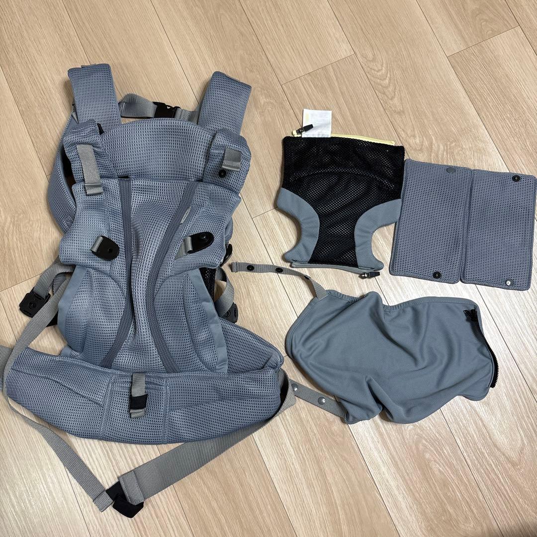 Aprica ラクリス　抱っこ紐 グレー メッシュ
