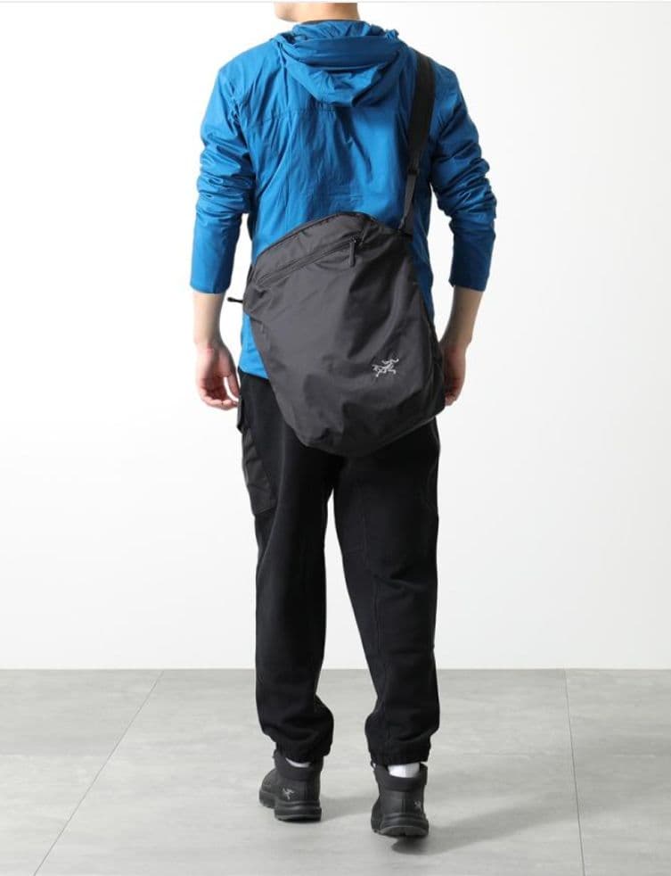 アークテリクス HELIAD 12L TOTE 未使用タグ付き ヒリアド12