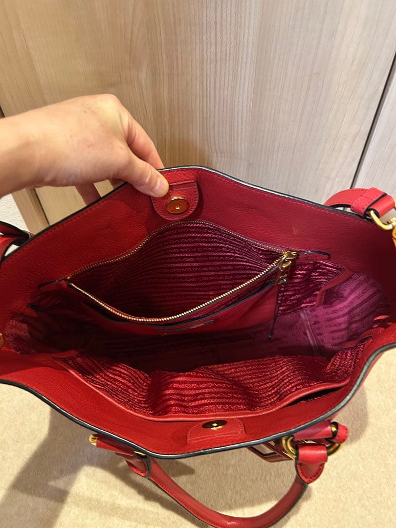 美品❣️プラダバック