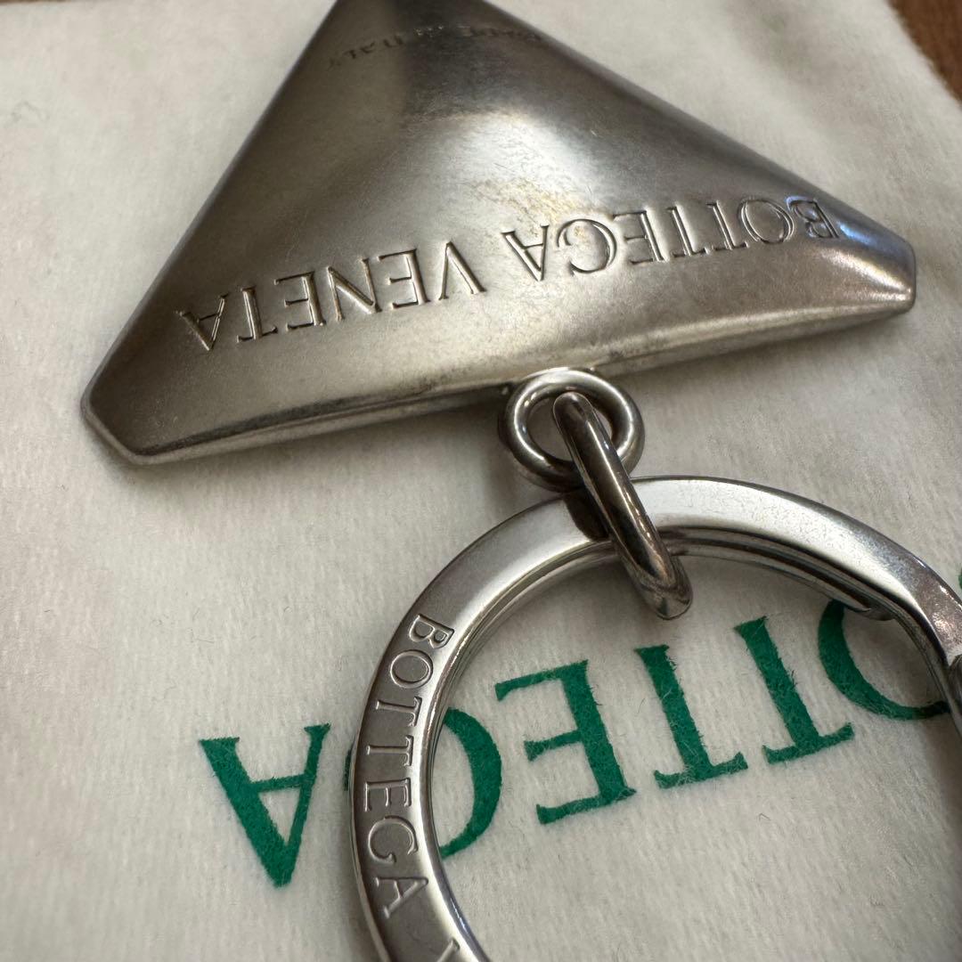 ボッテガ　キーホルダー　キーリング　Bottega Veneta トライアングル