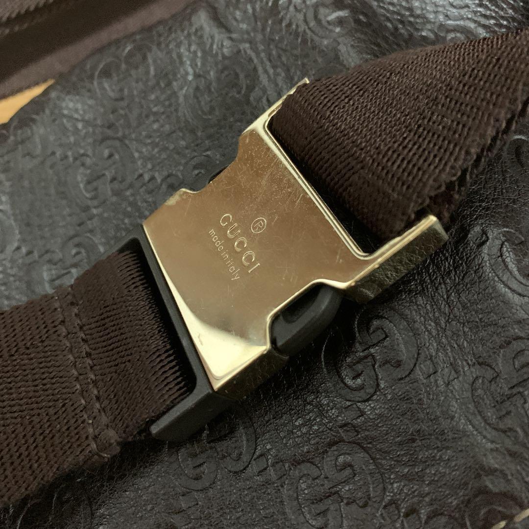 GUCCI シマ　CG柄レザーウエストポーチ　ボディーバッグ