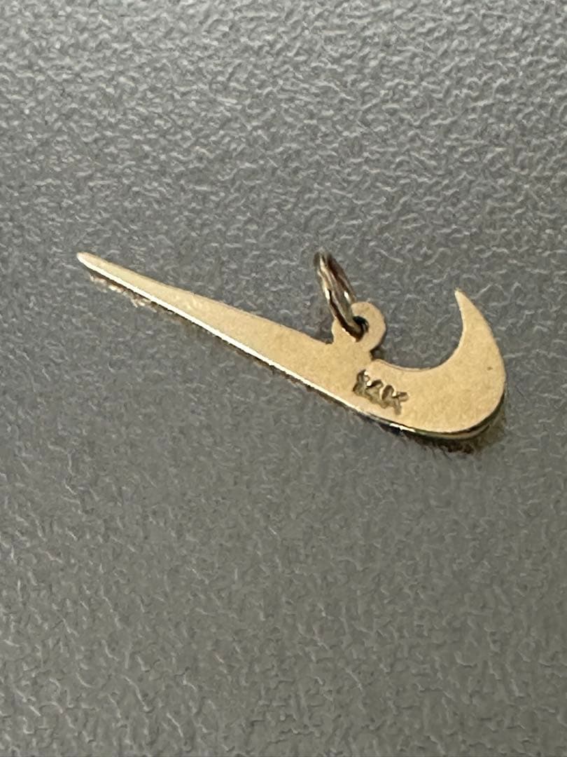 14K YELLOW GOLD SWOOSH PENDANT ナイキ　ネックレス