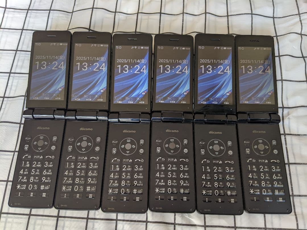 AQUOSケータイ SH-02L 1G8G docomo Simフリー6台