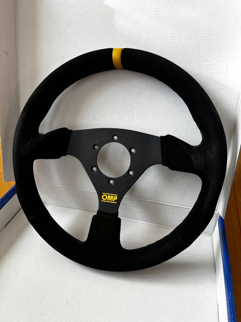 OMP TARGA 330 タルガ ステアリング　スウェード 33パイ