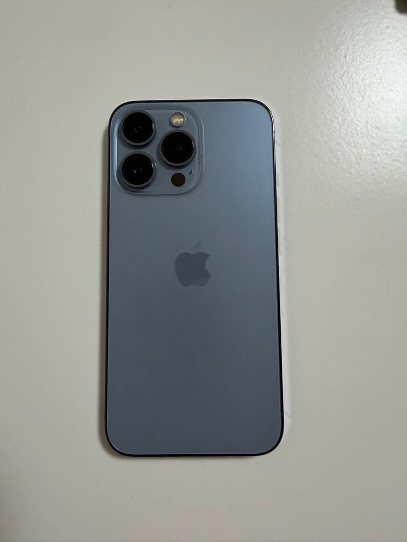 iPhone13Pro シエラブルー　Apple