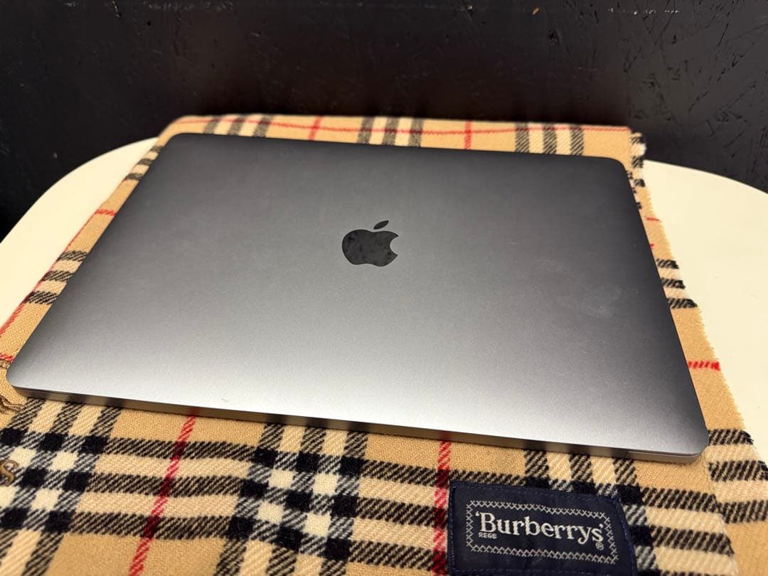 MacBook本体 MacBook Pro 2016 16GB 50GB