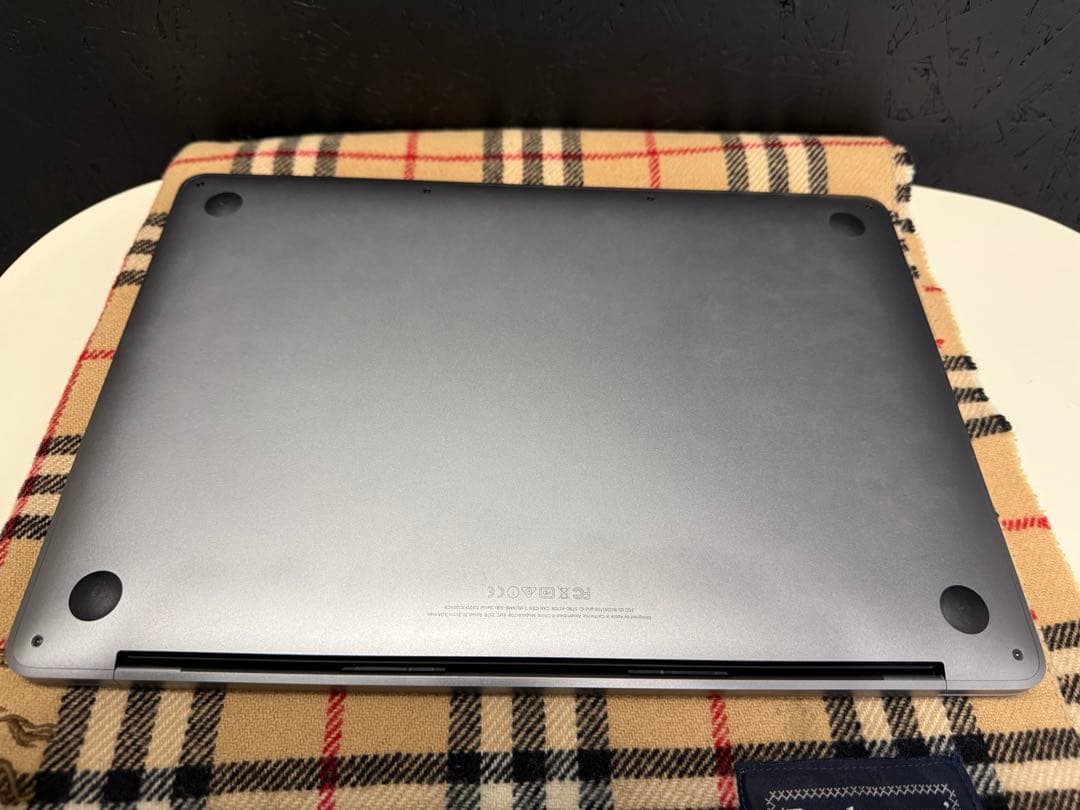 MacBook本体 MacBook Pro 2016 16GB 50GB