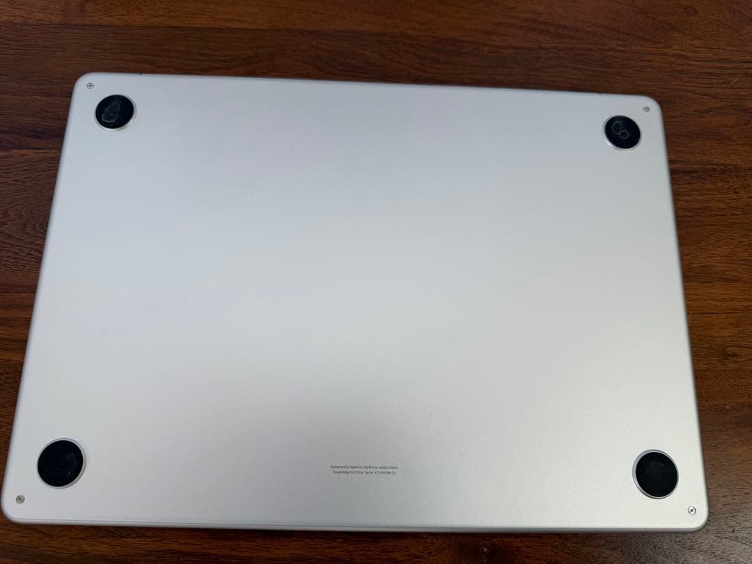 Apple MacBook Air M2 2022 8GB 13.6インチ