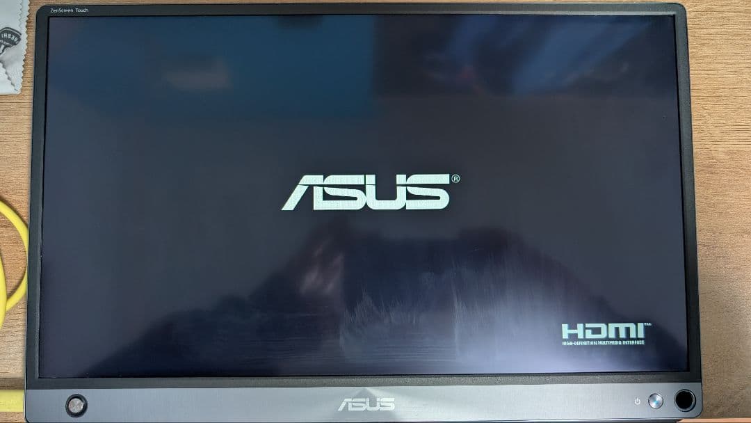 ASUS ZenScreen MB16AMT-J　タッチペン付属