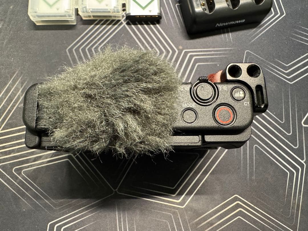 SONY VLOGCAM ZV-1 SmallRigグリップ付