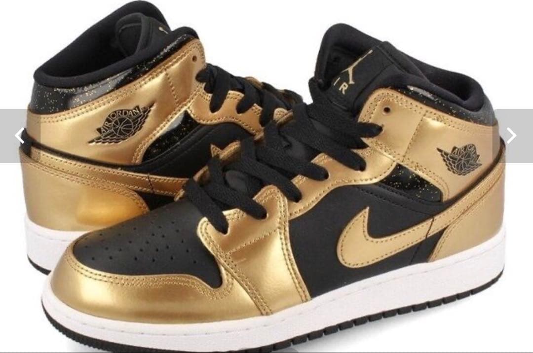 NIKE AIR JORDAN 1 MID キッズ　23cm 新品