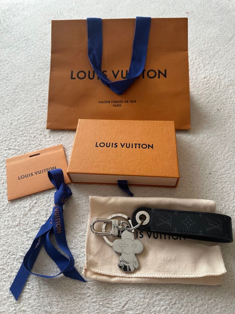 ルイヴィトン　キーリング　ヴィヴィエンヌ