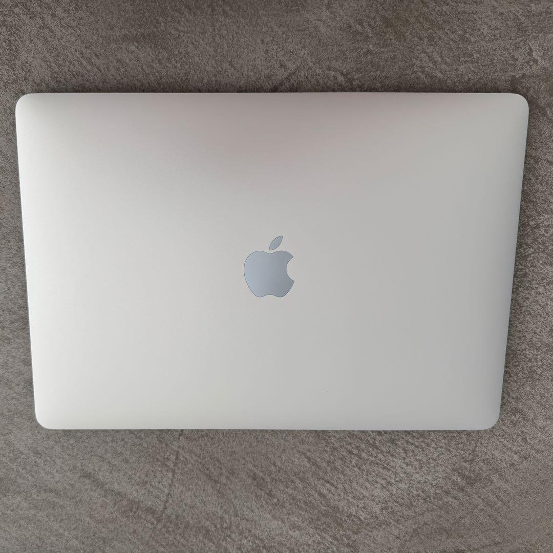 MacBook Air ( M1, 2020) シルバー8G/SSD256G