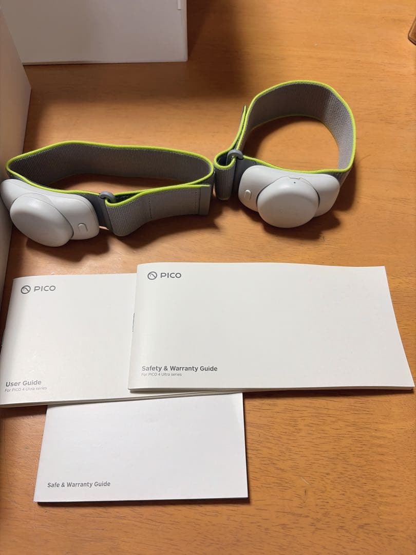 PICO4 ultra VR モーショントラッカー付き