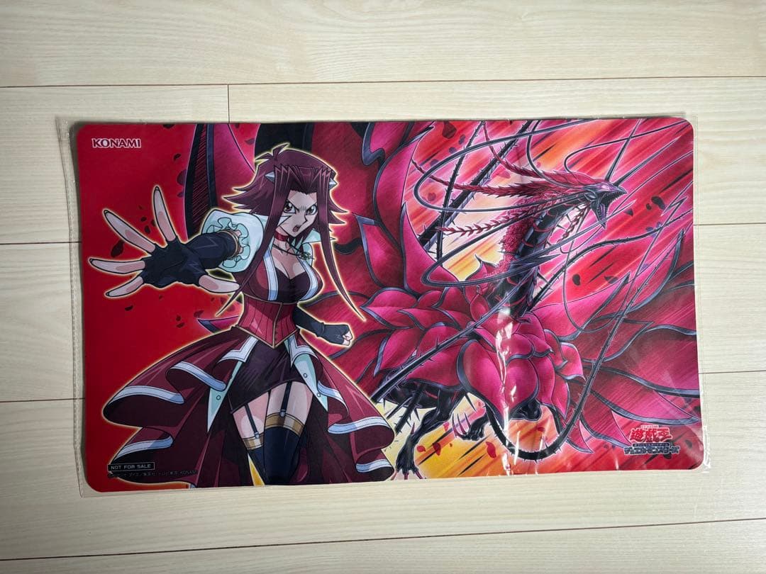 遊戯王　十六夜アキ　プレイマット　未開封　TSUTAYA　ブラックローズ