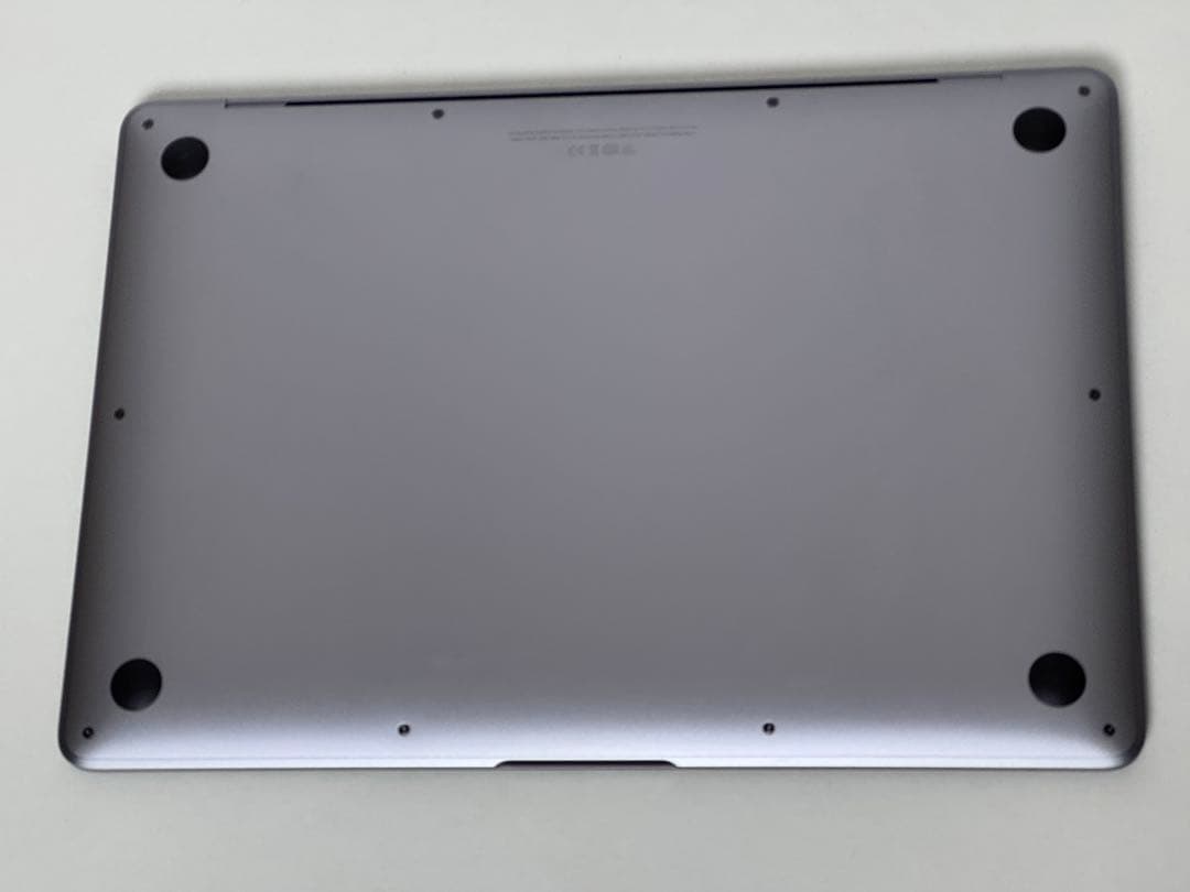 美品　Macbook Air M1 2020 スペースグレイ
